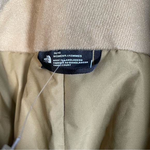 The North Face NWT Women’s 1X Short Neon Freedom Bib Ski Pants Dryvent Overalls - Picture 12 of 16